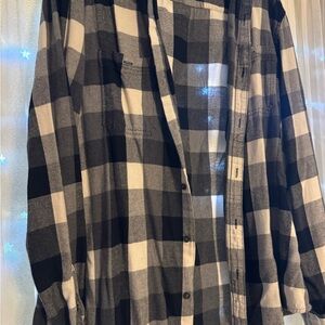 Urban Pipeline Black and White Plaid Casual Button Down Shirt